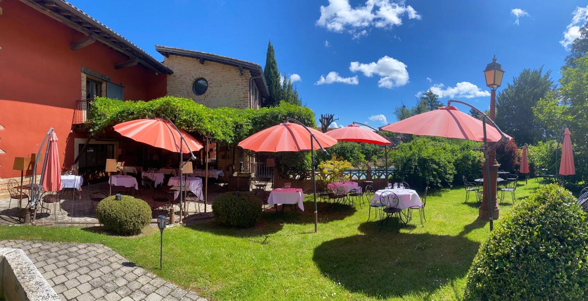 ホテル Les Jardins De La Tour Châtillon-sur-Chalaronne エクステリア 写真