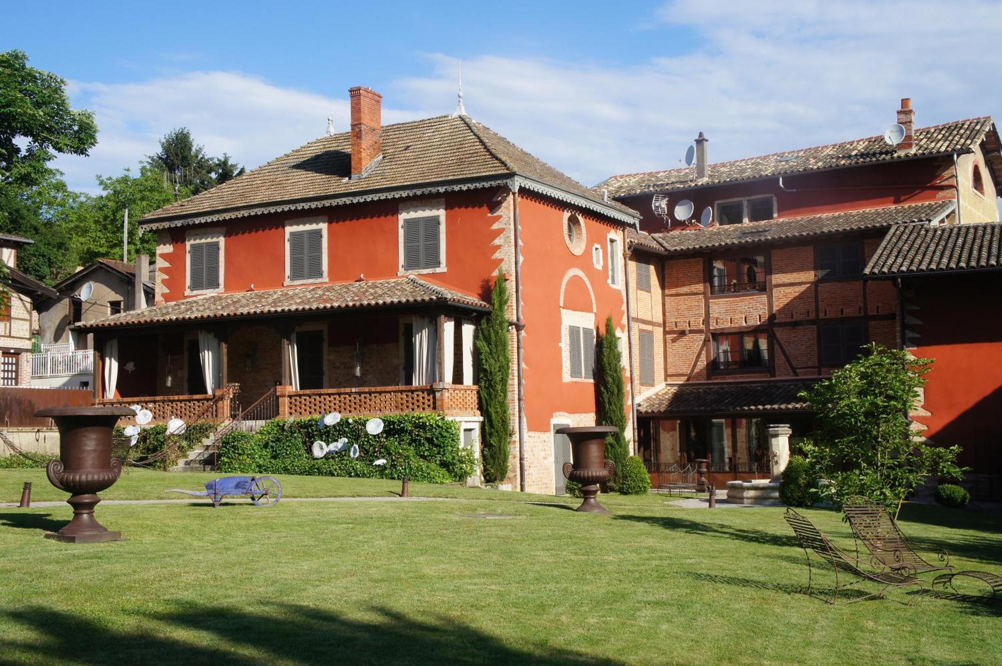 ホテル Les Jardins De La Tour Châtillon-sur-Chalaronne エクステリア 写真